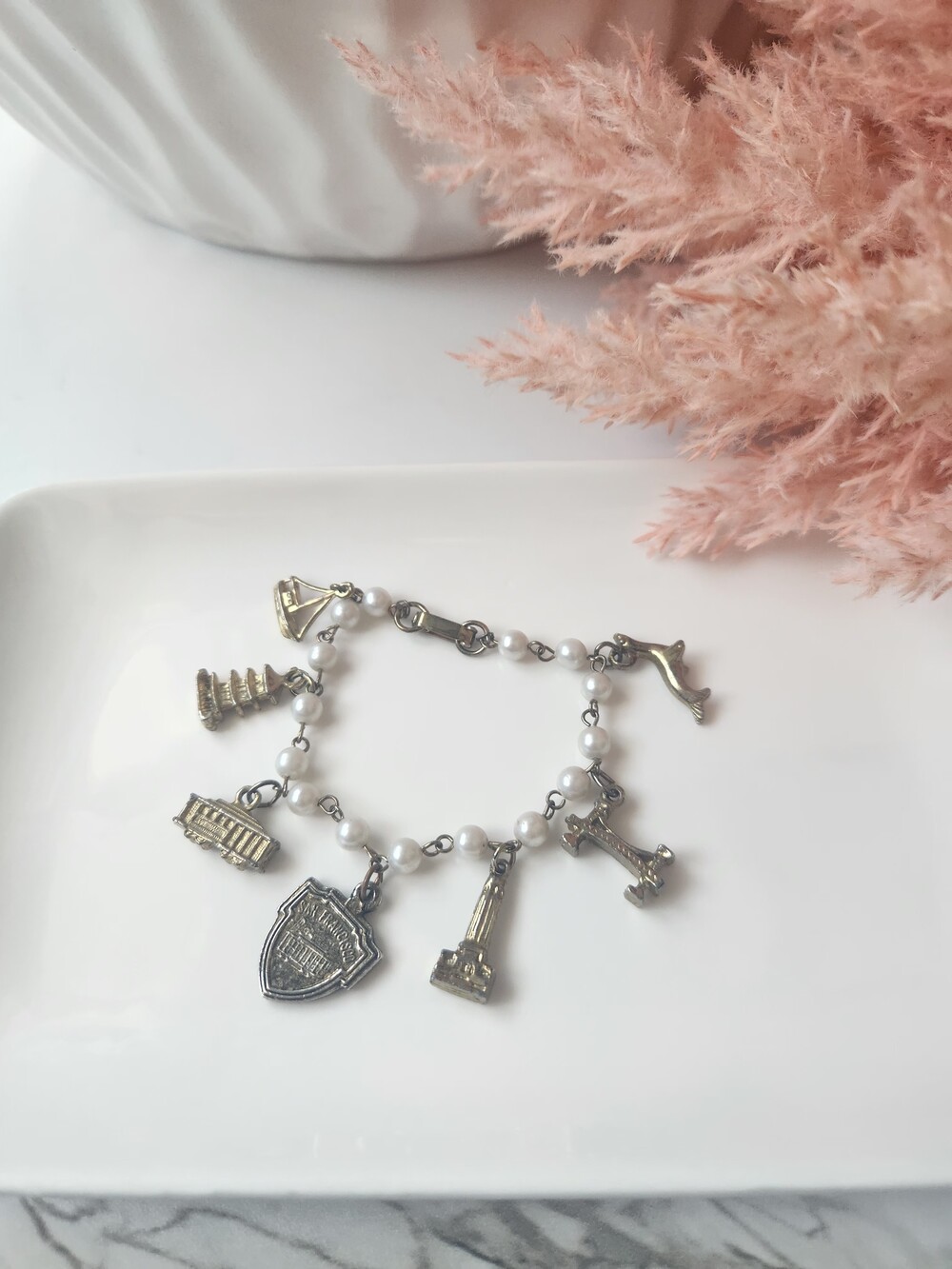 Vintage Beaded Charm Bracelet in White & Gold Like New